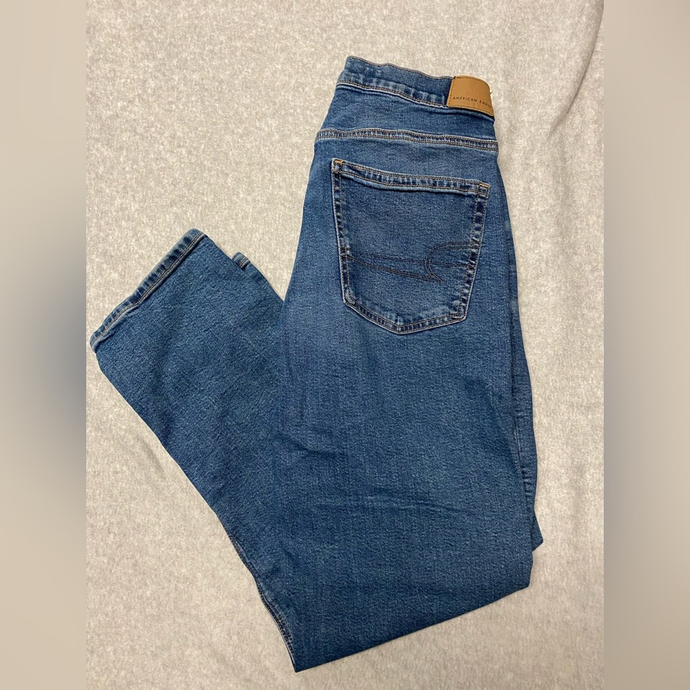 Womens American Eagle Mom Jeans Size 6